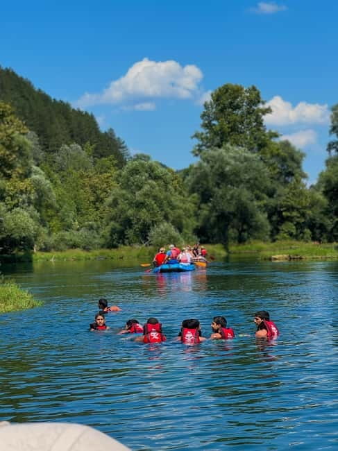 Bihać: Kayak with Una Pirates on the Una River - Guides who keep the mood easy and safe