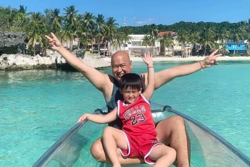 Boracay: Crystal Kayak Photo-op Experience - What You Should Bring for Better Results