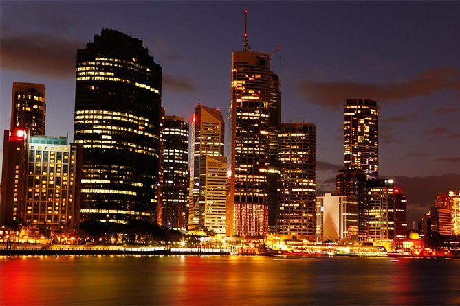 Brisbane City Twilight Kayak - Why kayaking gives Brisbane a different face