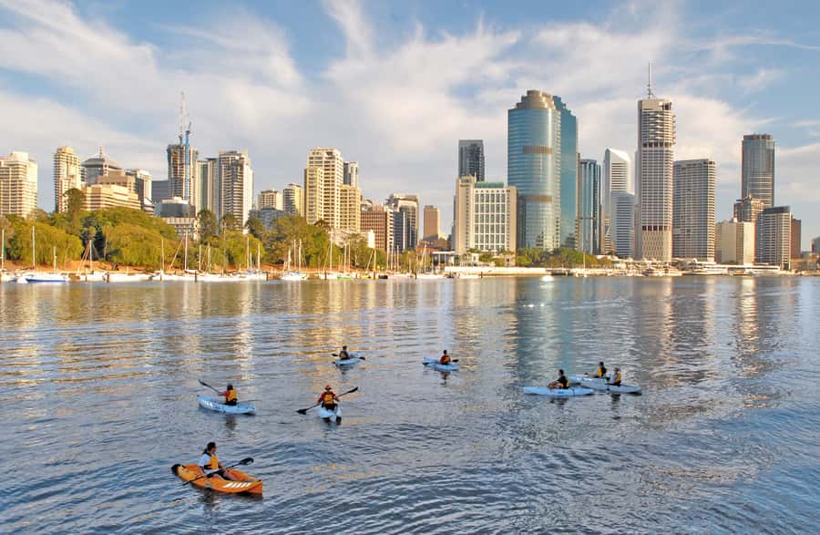 Brisbane: Guided River Kayak Tour - Paddling past Brisbane’s best-known river sights
