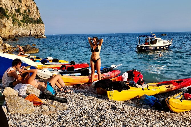 Budva Bay: Kayak & SUP Tour to Coastal Caves - Guide quality, safety, and group atmosphere