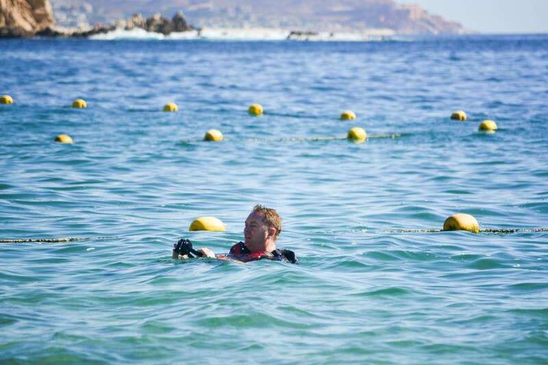 Cabo: Half-Day Kayak & Snorkel to Santa Maria & Chileno Bay - Guides and the value of hands-on help