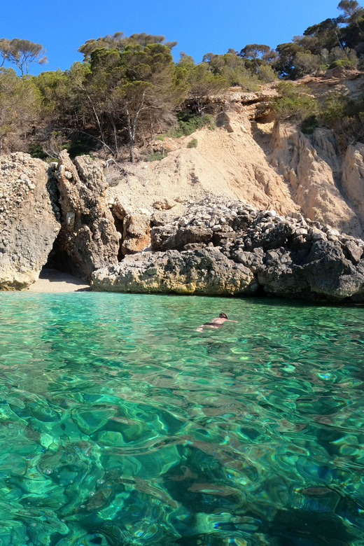 Cala Ratjada: SUP SAFARI TOUR 2H - Learning SUP without feeling rushed