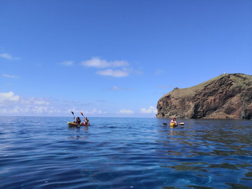 Caniço, Madeira: Marine Reserve Kayak & Snorkelling Tour - Kayaking below Caniço’s cliffs