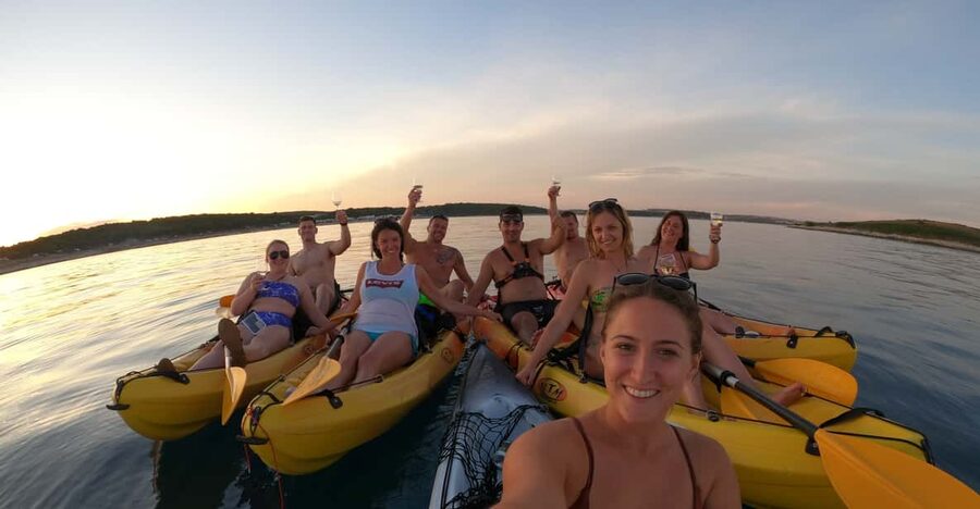 Cape Kamenjak: Sunset Kayak/SUP Wine Tour - Why Cape Kamenjak Works So Well at Sunset