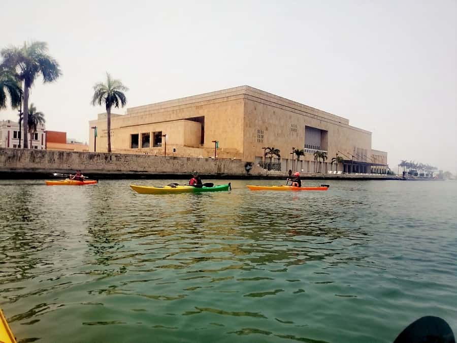 Cartagena: Walled City Kayak Tour - Mangroves and the wall over the sea