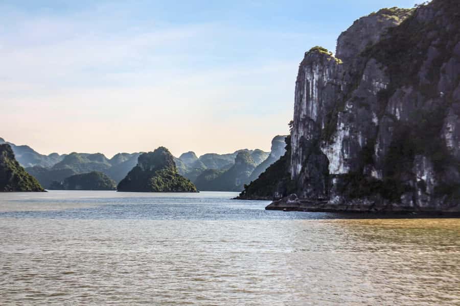 Cat Ba: Lan Ha and Ha Long Bay Boat Tour with Kayaking, Cave - Lunch on board, with time to slow down