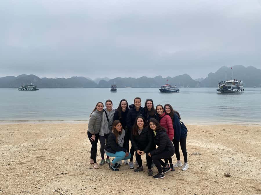 Cat Ba : Lan Ha Bay Bioluminescent Plankton Kayak Boat Tour - Leaving Cat Ba for Lan Ha Bay