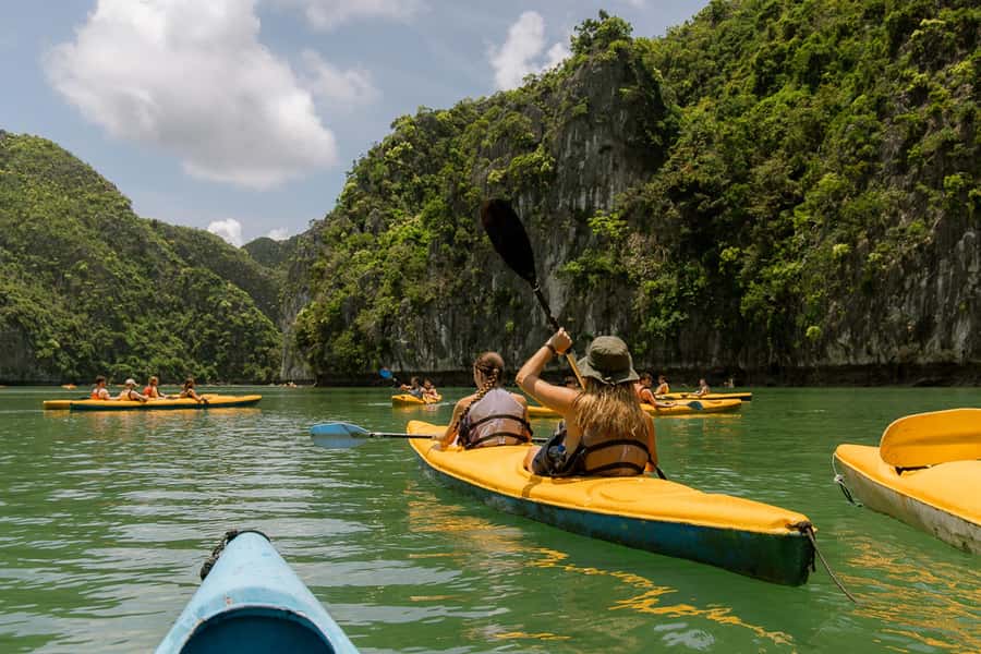 Cat Ba: Lan Ha & Ha Long Bay Kayak & Snorkel Boat Tour - Setting out from Cat Ba between 8:00 and 8:30