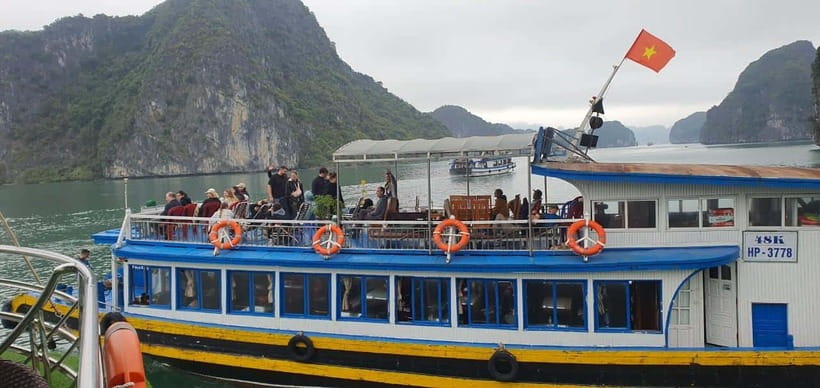 Cat Ba: Lan Ha, HaLong bay full day- biking, kayaking, lunch - Floating fishing village and limestone islands