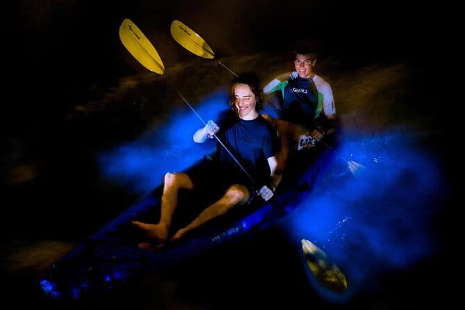 Cat Ba: Sunset & Bioluminescent Kayaking on Lan Ha Bay - Sunset party and the shift into evening