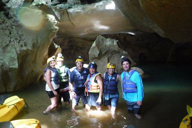 Cave Kayaking or tubing, Ziplines and Altun Ha V.i.V. - Why this Belize day combines three very different experiences