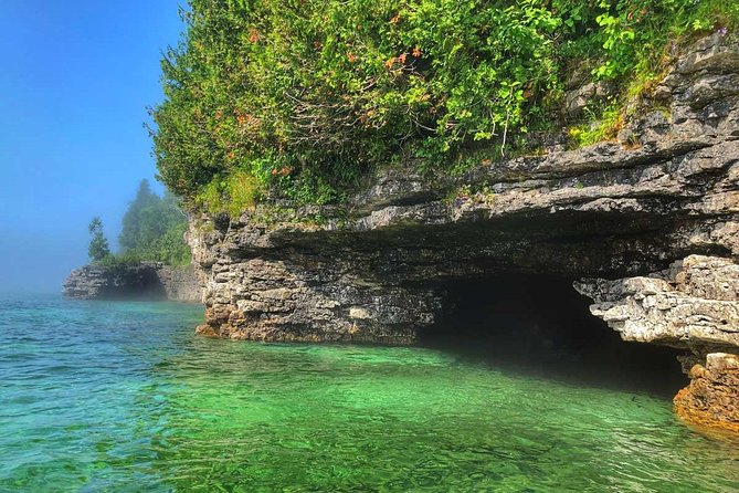 Cave Point Kayak Tour - Tandem boats and what that means