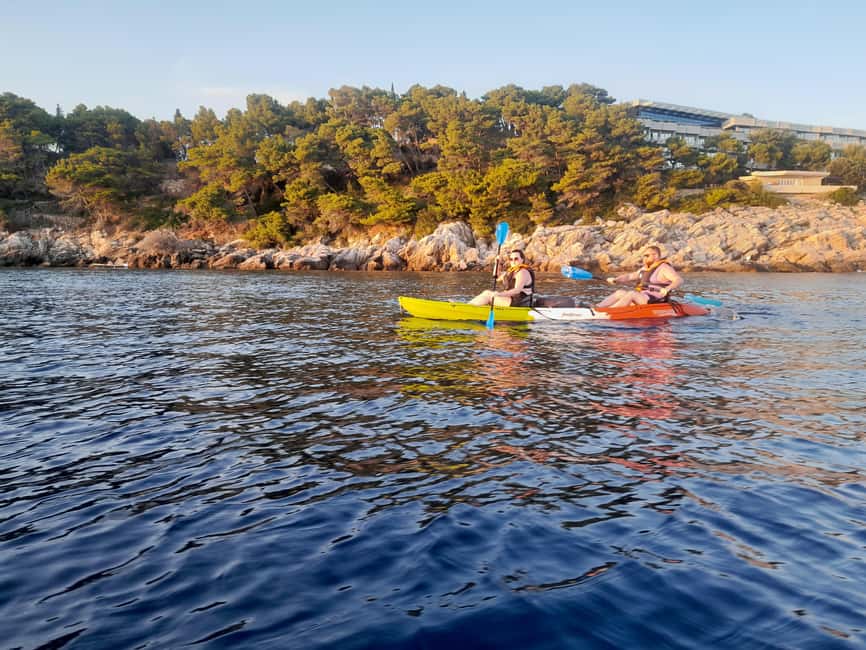 Cavtat: 'Pomalo' Sunset Guided Sea Kayaking Tour - Equipment and what you need to bring