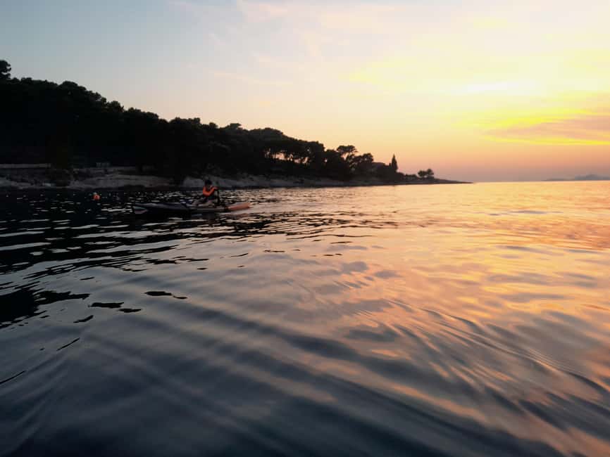 Cavtat: 'Pomalo' Sunset Guided Sea Kayaking Tour - Meeting at Beach Blato in Cavtat