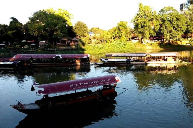 Chiang Mai:Explore kayaking through Mae Ping River on sunset - Passing Kad Luang, Chiang Mai’s old market