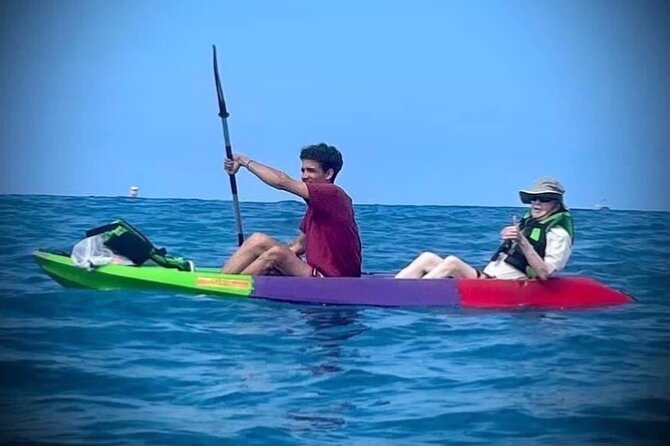 Clear Bottom Kayak Rentals in Kailua-Kona - What the clear bottom actually shows