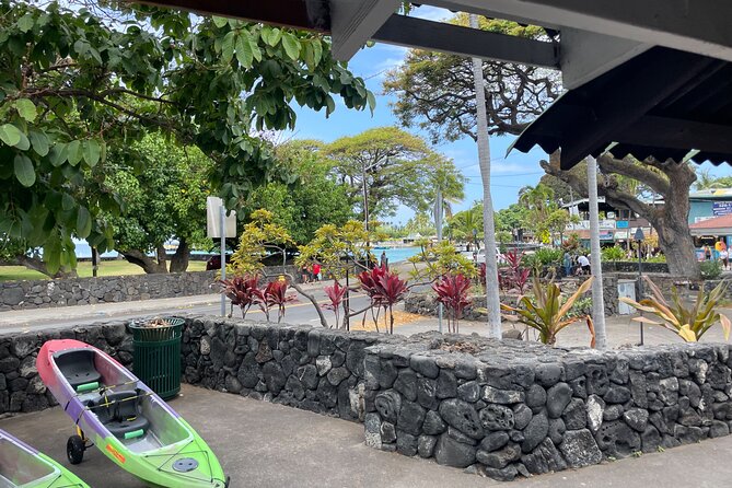 Clear Bottom Kayak Rentals in Kailua-Kona - Weight, comfort, and water conditions