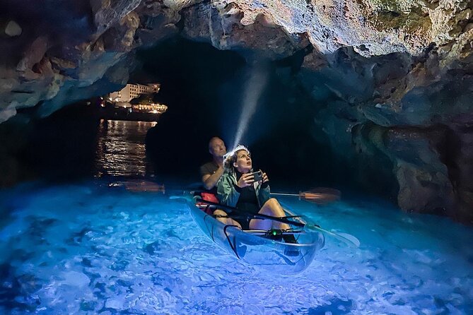 Clear Kayak Glow Night Tour - The first 10 minutes: learning to handle the board