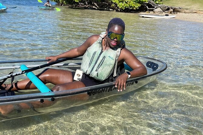 Clear Kayak Tour in Condado Lagoon - Guides who make first-time paddling easier