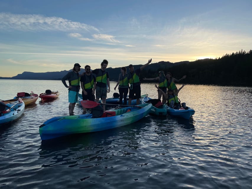 Columbia Gorge Kayak Tour - The beach stop adds a welcome break