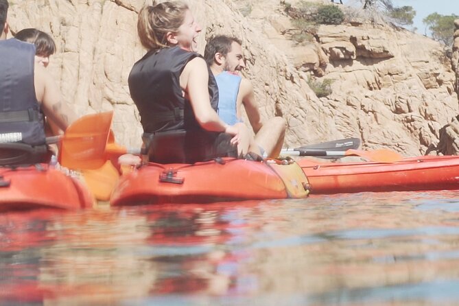 Costa Brava: Kayak, Snorkel, Photos, Lunch, Beach & Cliff Jump! - Getting ready at the Costa Brava beach