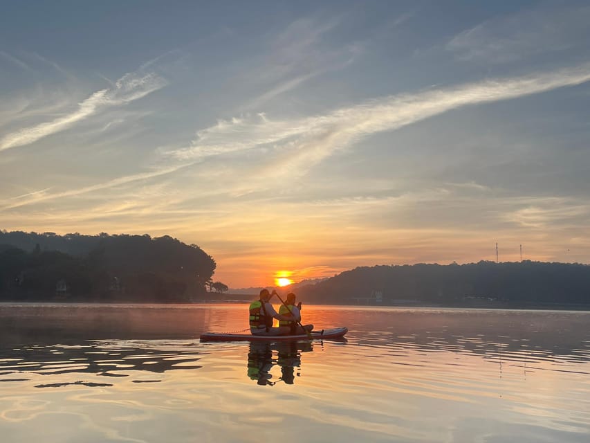 Da Lat: Tuyen Lam Lake Kayak or SUP Tour - Getting comfortable on a kayak or SUP board