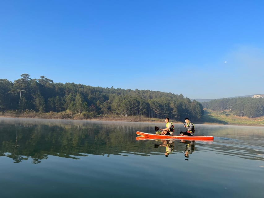 Da Lat: Tuyen Lam Lake Kayak or SUP Tour - Paddling past pine forest and lake sights