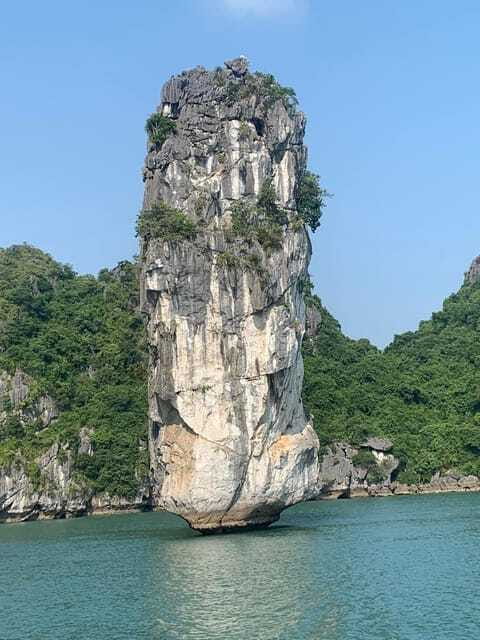Đảo Cát Bà : 1Day Kayaking,Swimming,Cycling,Snorkeling,Lunch - Cycling to Viet Hai Village