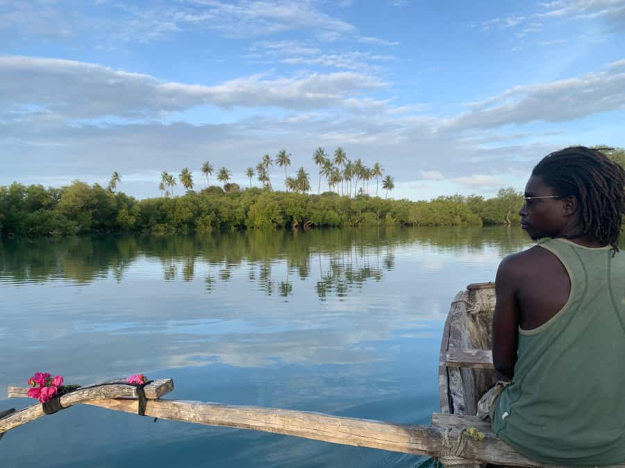 Diani: Sunset Canoe Tour along the River with Mangroves - Starting at Kongo Mosque and Kongo River Beach