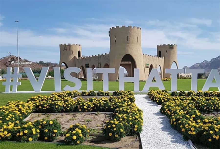 Discover Hatta Hidden Gem Private Tour with Kayaking & Honey - Starting with hotel pickup and a guided route