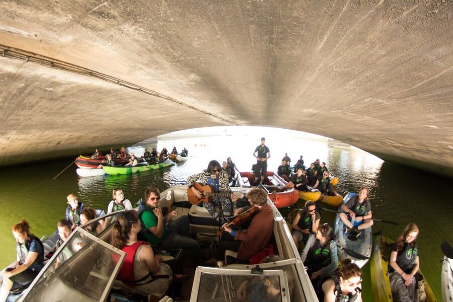 Dublin: Music Under the Bridges Kayaking Tour - The bridges are more than a backdrop