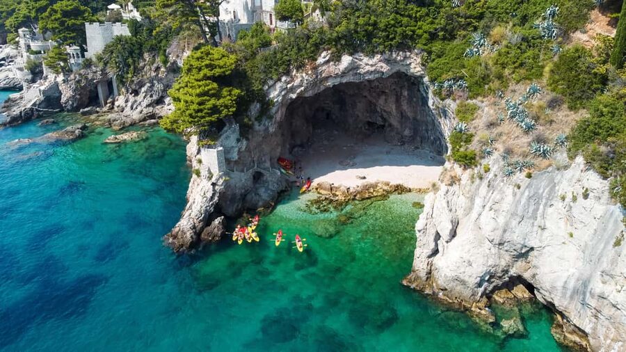Dubrovnik: 2- or 3-Hour Morning Sea Kayaking & Snorkel Tour - Lokrum from two different angles
