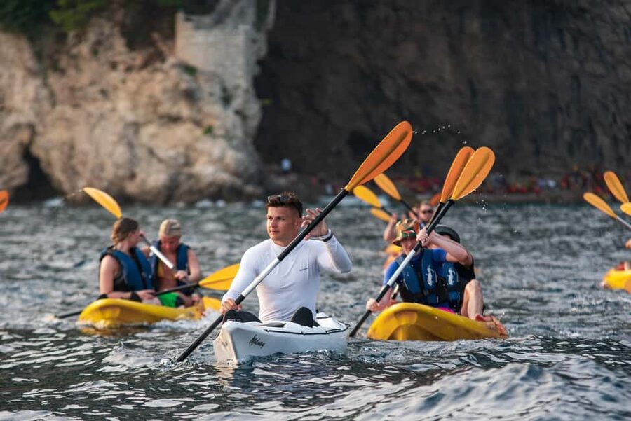 Dubrovnik: Guided Sea Kayaking and Snorkeling Tour - Why Dubrovnik looks different from a kayak