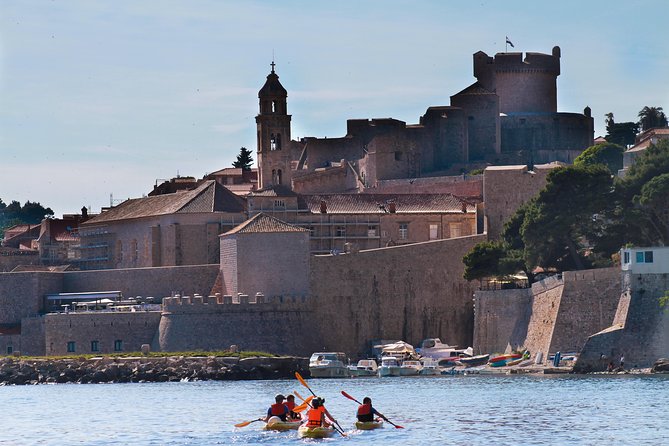Dubrovnik: Sunset Kayaking & Snorkeling with water &wine - How demanding is the kayaking?