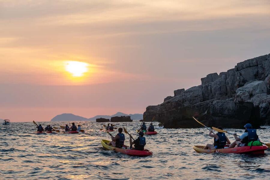 Dubrovnik: Sunset Sea Kayaking Tour - Should you book this sunset kayak tour?