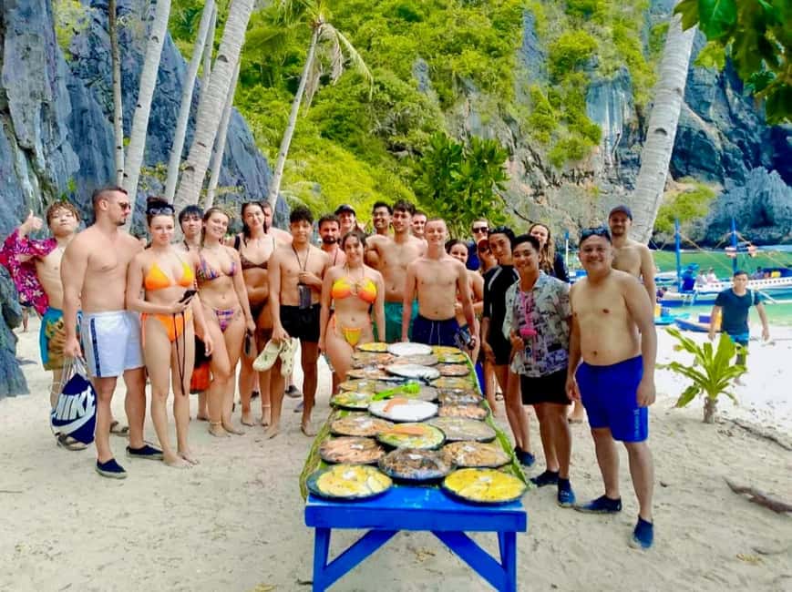 El Nido: Big Lagoon Kayaking & Island Adventure - Big Lagoon by kayak, the visual centerpiece