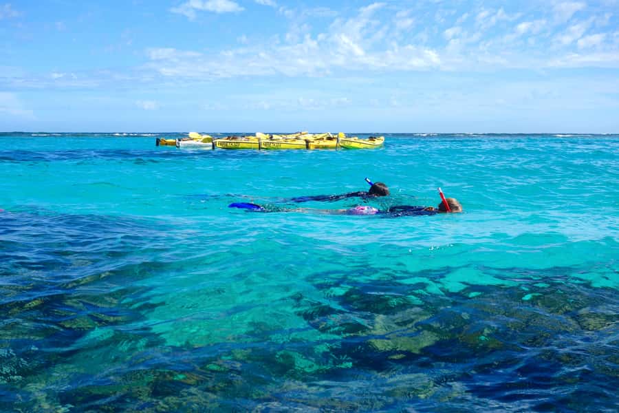 Exmouth: Lagoon Explorer - Full day kayak & Snorkel tour - An early start from Exmouth