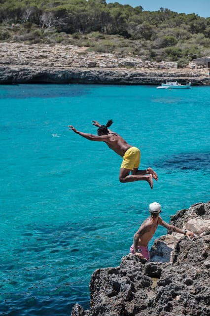 Experinence Cala Agulla / Molto with Paddlesurf and snorkel - Why this Mallorca beach day works