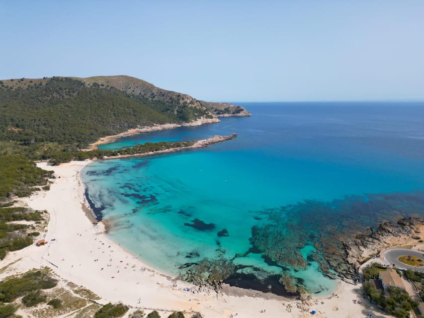 Experinence Cala Agulla / Molto with Paddlesurf and snorkel - Cala Agulla: an active first stop
