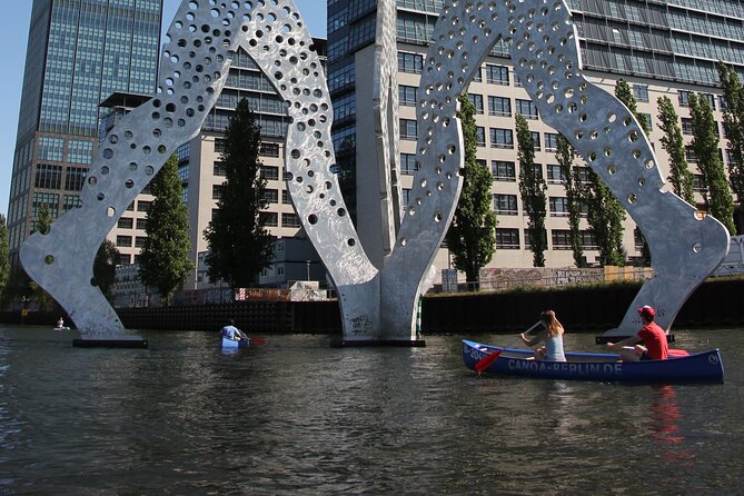 Explore Berlin by canoe - The Oberschleuse and the former border line