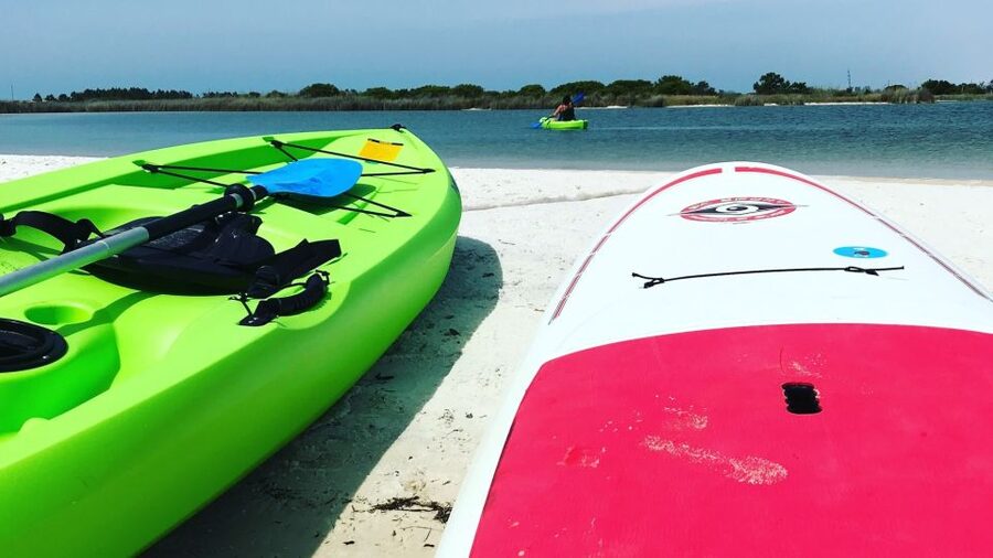 Fort Walton Beach: Tandem Kayak Rental - Paddling the Emerald Coast for one hour
