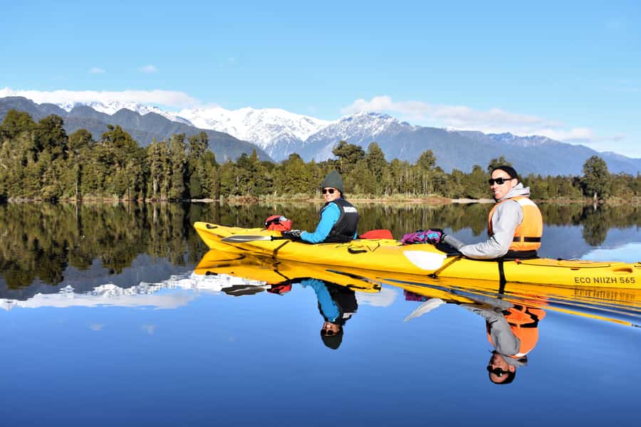 Franz Josef: 3-Hour Kayak Tour on Lake Mapourika - Old-growth rainforest, streams, and changing views