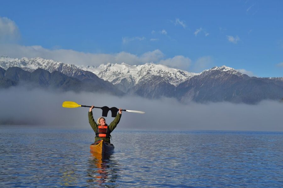 Franz Josef: 3-Hour Kayak Tour on Lake Mapourika - Who should book this Franz Josef kayaking trip?
