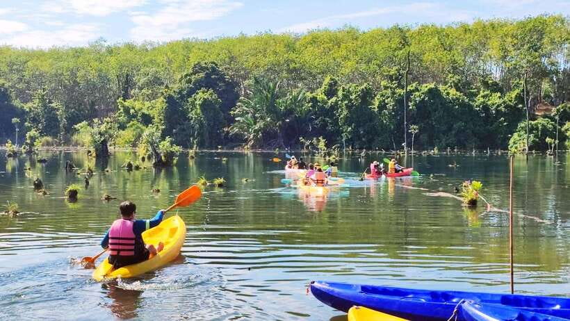 From Ao Nang: Kayaking at Klong Rud with Hotel Transfers - What to bring for a more comfortable outing