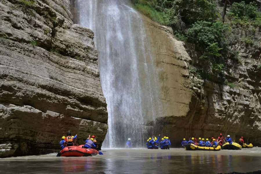 From Berat: Osumi Canyon Rafting, Kayak, & River Tubing Tour - Choosing the Right Season for the Osumi River