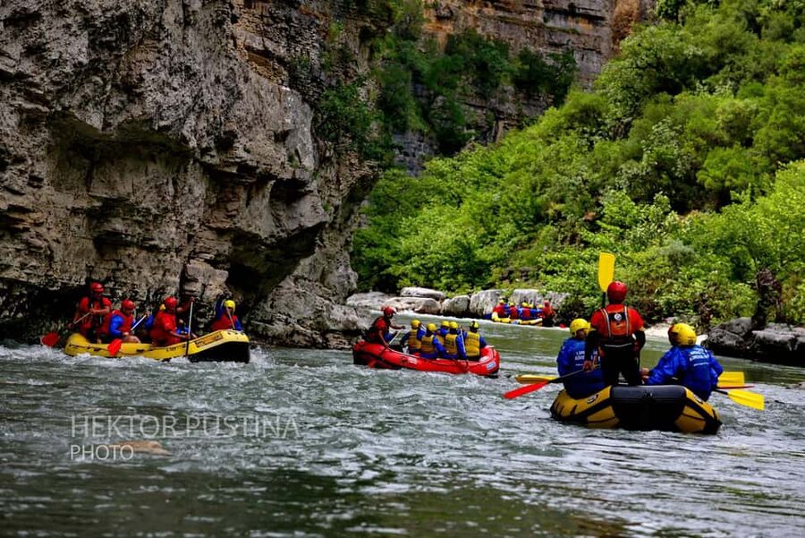 From Berat: Osumi Canyon Rafting, Kayak, & River Tubing Tour - Lunch, Facilities, and the Practical Details