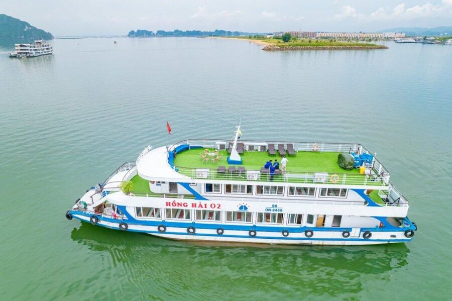 From Hanoi: Halong Bay 1 Day Trip Visit Cave, Island, Kayak - Walking through Sung Sot, or Surprise Cave