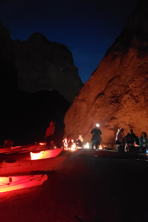 From Las Vegas: Black Canyon Twilight Kayak Tour - Booking details worth checking