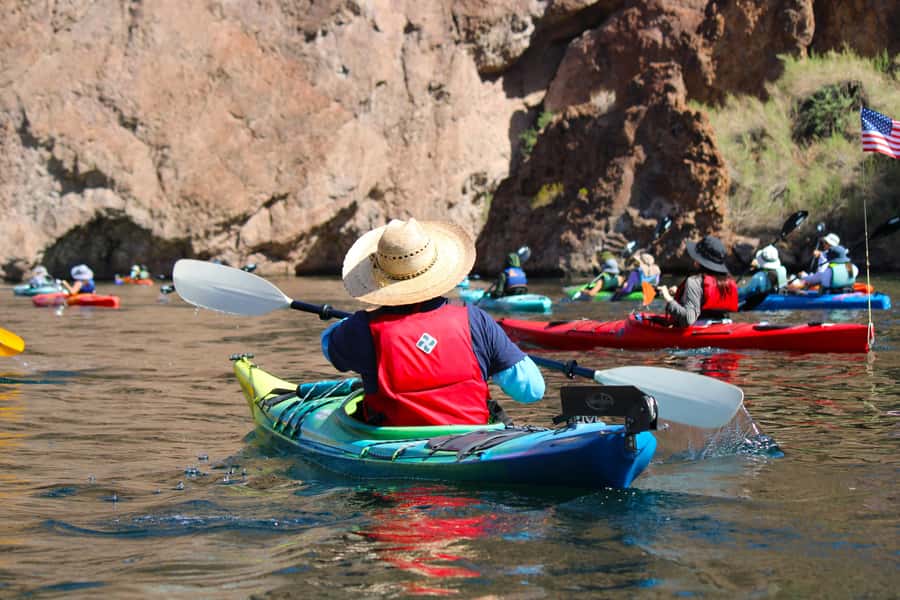 From Las Vegas: Kayak Rental to Emerald Cave Colorado River - From the Strip to Willow Beach in about 45 minutes